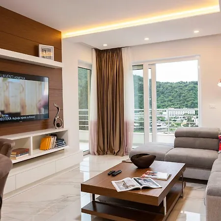 Luxury Mr. Perfect Apartment
